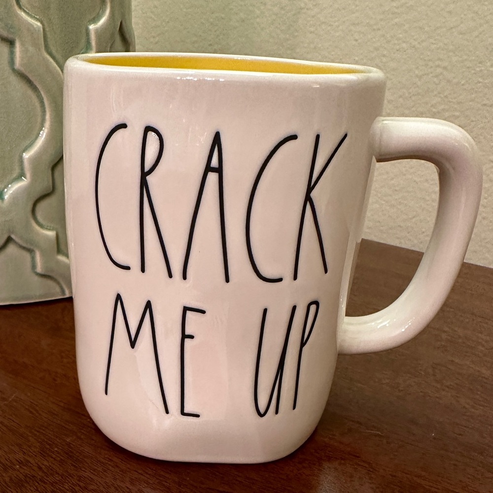 💛SOLD💛Rae Dunn Crack Me Up ceramic mug. Easter. Yellow inside!